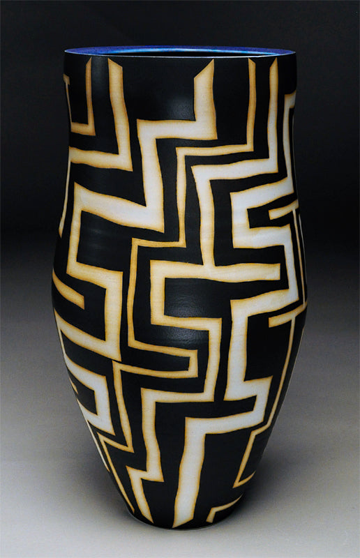 Tall Bowl. Connected Lines