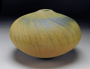 Yellowish Faceted Vessel